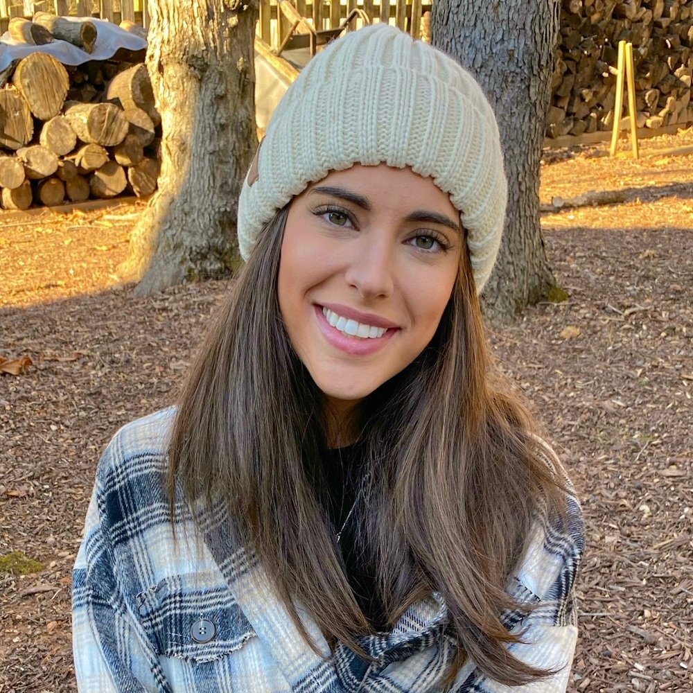 Meet your Posher, Alexandra